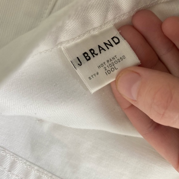 J Brand High Rise Hot Pant in Idol - Picture 7 of 9